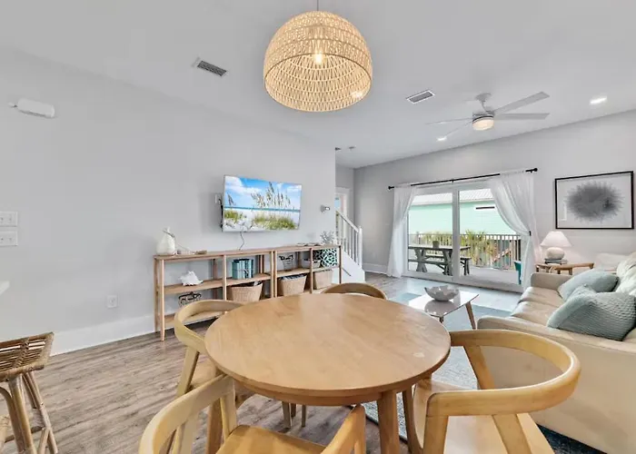 Pink W Private Beach! Girls Getaway! * Gulf Shores