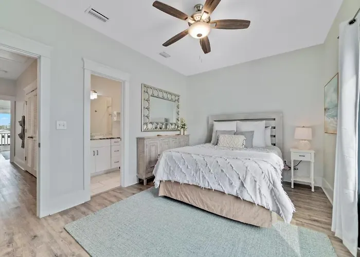 Holiday home Pink W Private Beach! Girls Getaway! Gulf Shores